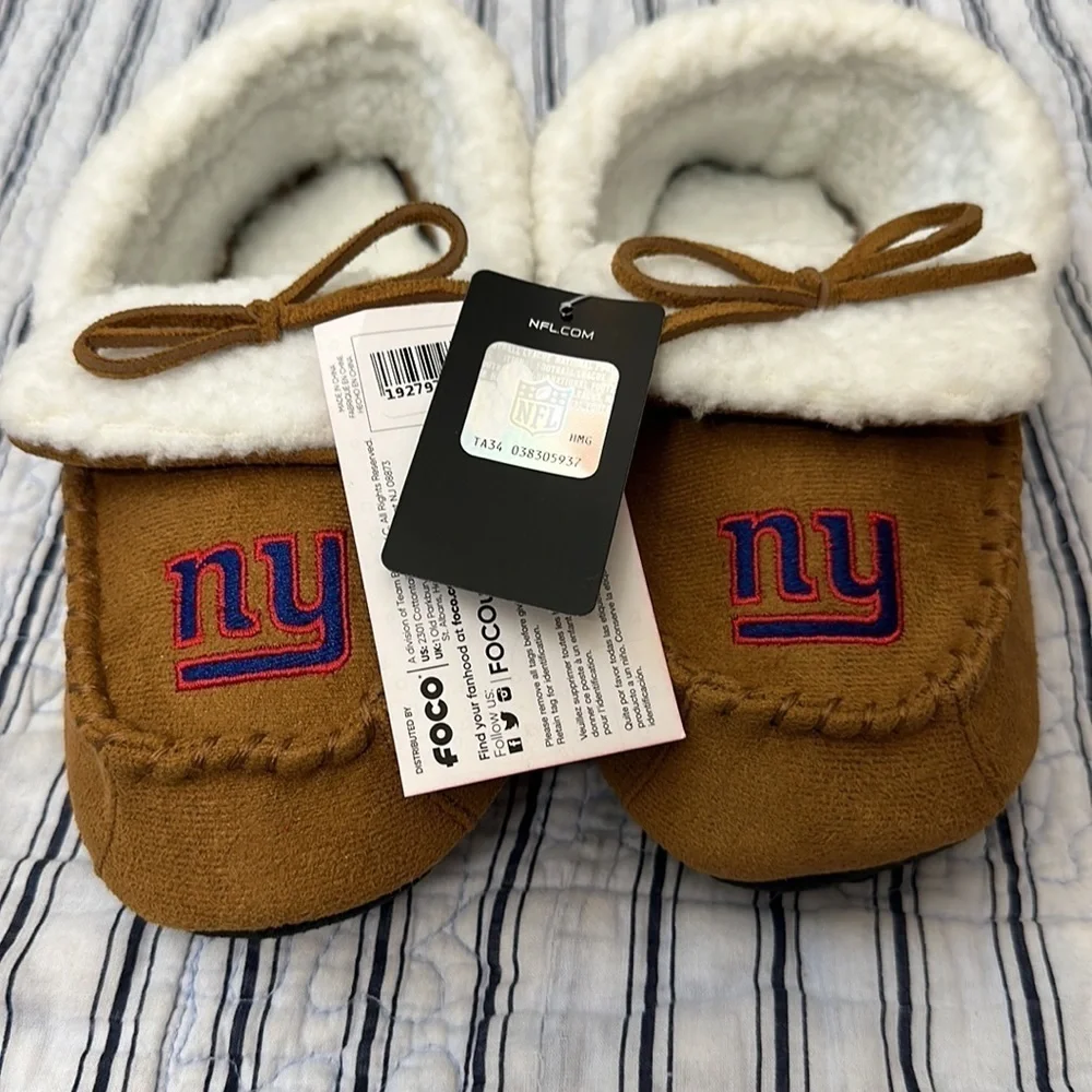 NWT NFL NY Giants Size XL (7-8) Kid's Youth Faux Fur Slippers Moccasins by FOCO